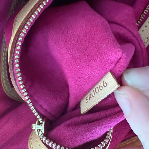 ***SOLD*** Louis Vuitton X Murakami Spring 2006 Multicolor Fringe Bucket Bag - Picture 4 of 13